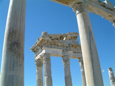  Journey Through Anatolia: A Tapestry Woven With History and Hospitality